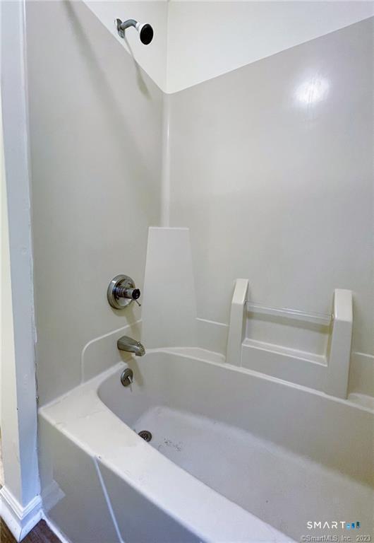 663 Newhall Street Hamden CT 06517