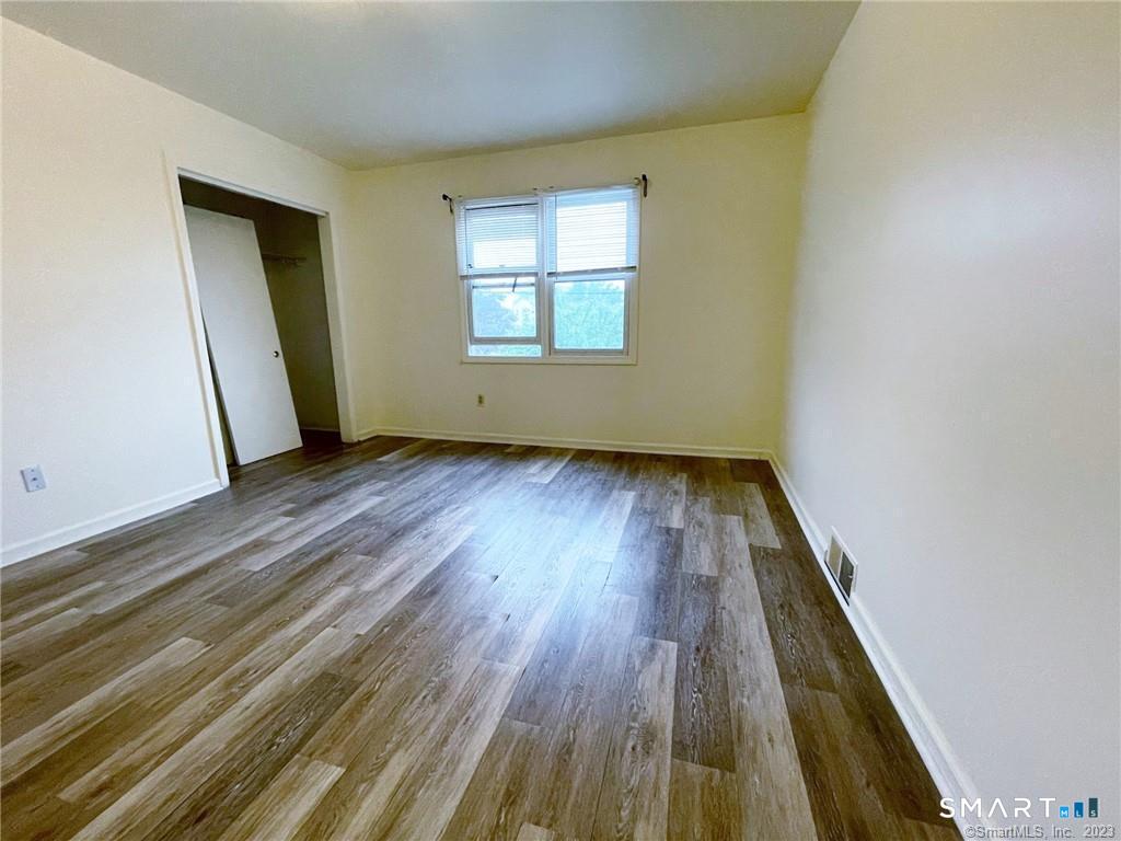 663 Newhall Street Hamden CT 06517