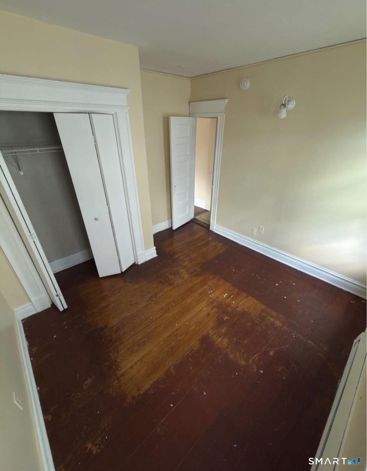 23 Eastwood Avenue Waterbury CT 06705