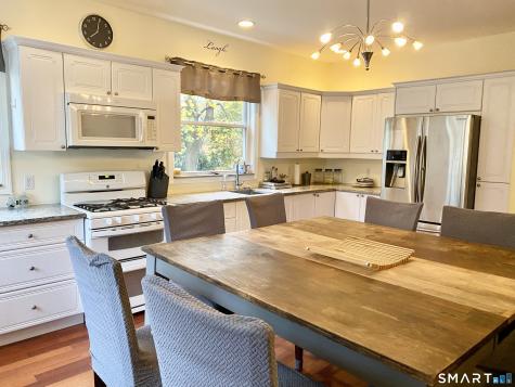 1908 Stratfield Road Fairfield CT 06825