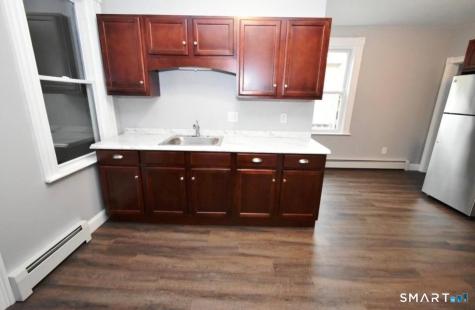 16 Crown Street Bristol CT 06010