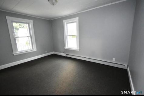 16 Crown Street Bristol CT 06010