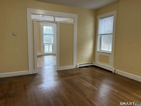 27 Jay Street New London CT 06320