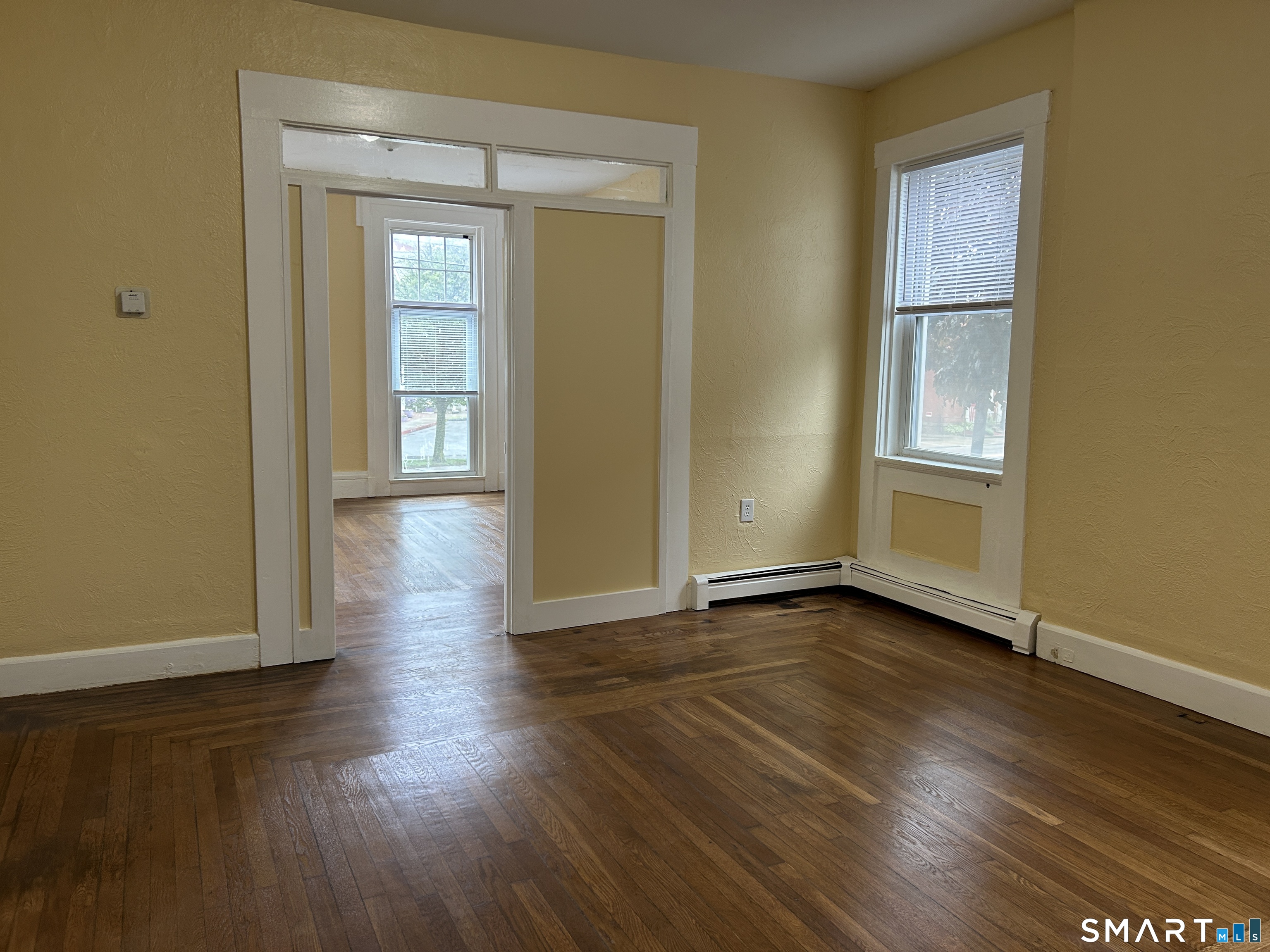 27 Jay Street New London CT 06320