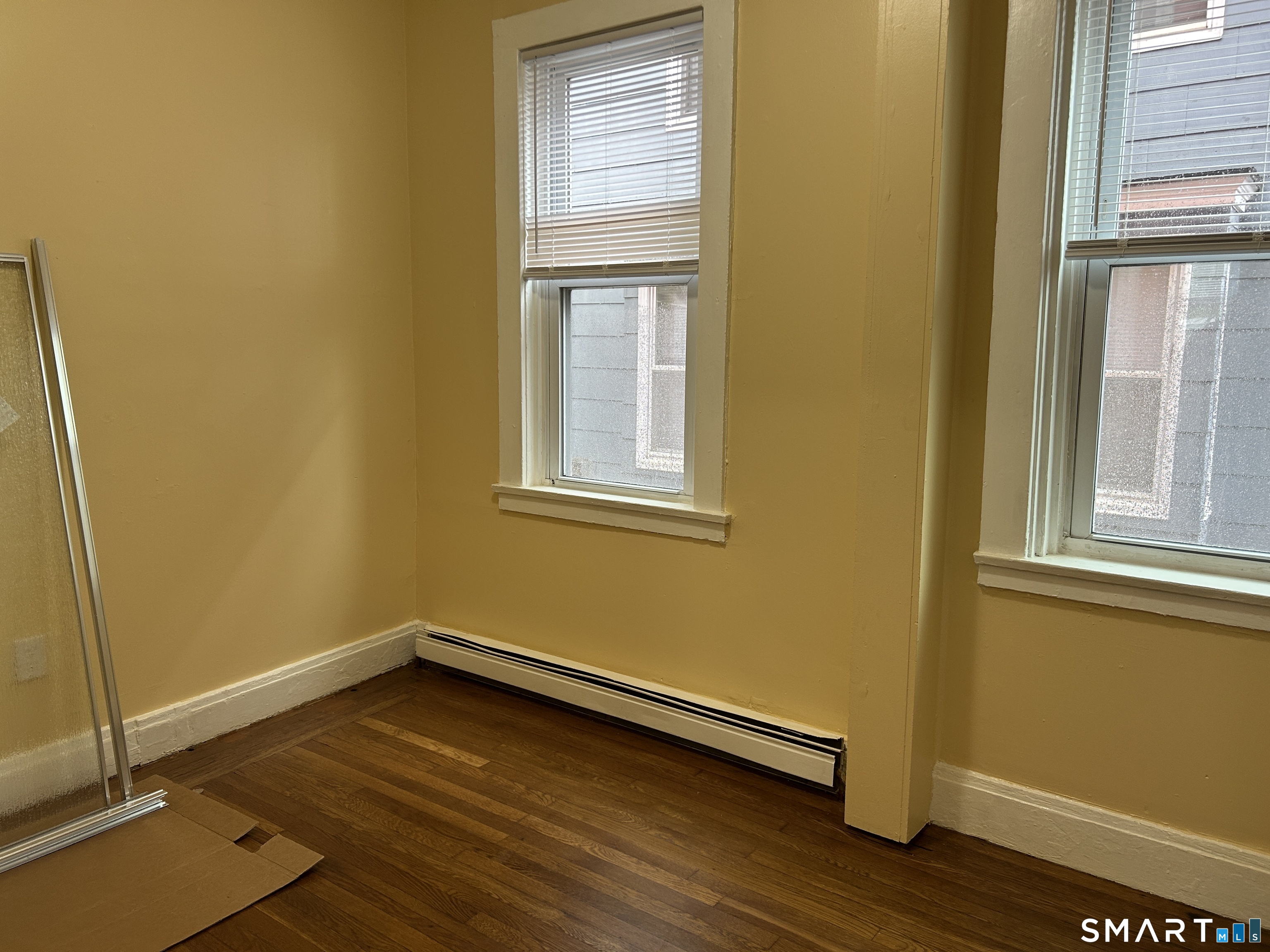 27 Jay Street New London CT 06320