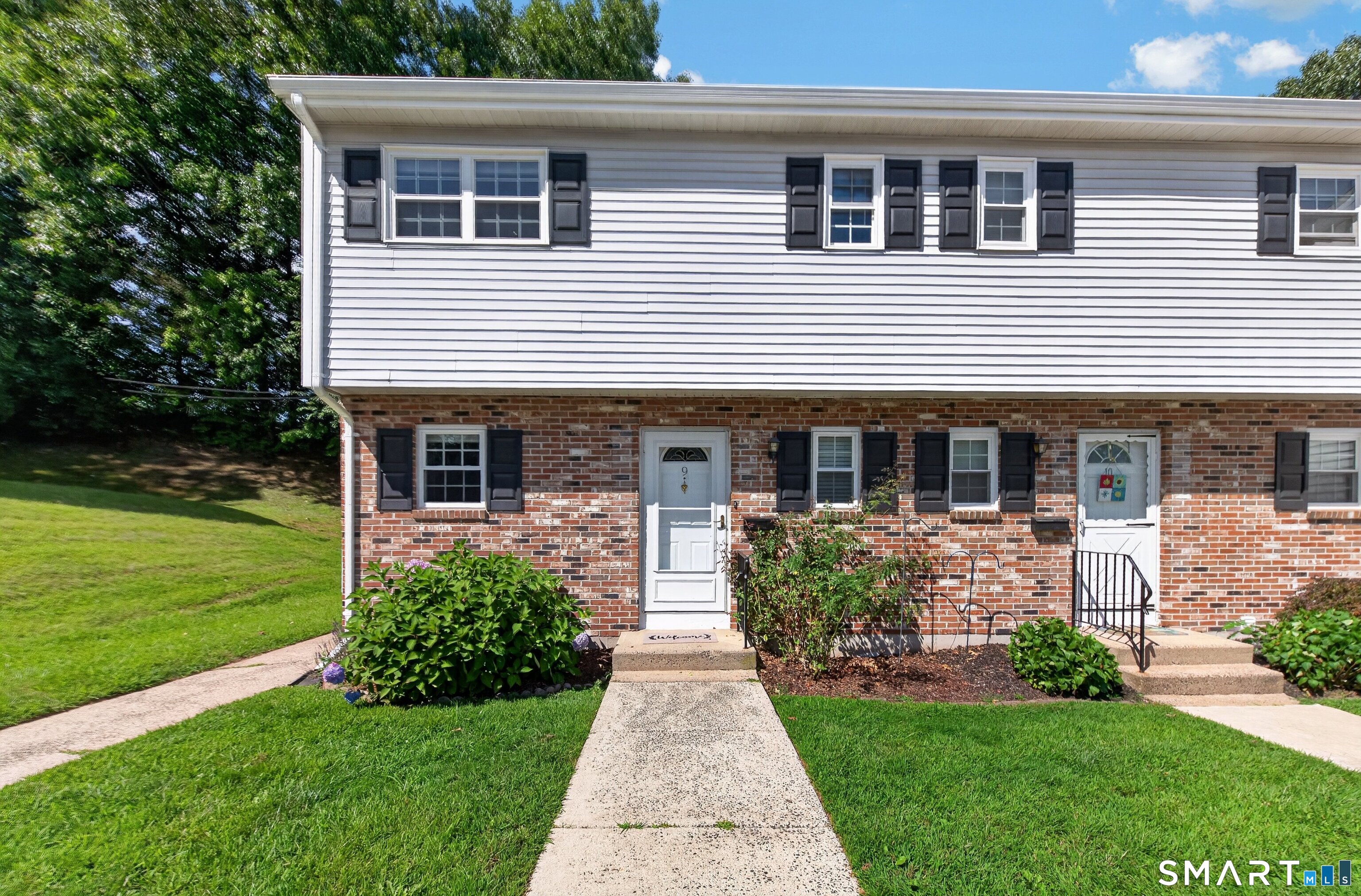 9 Carter Heights Southington CT 06479