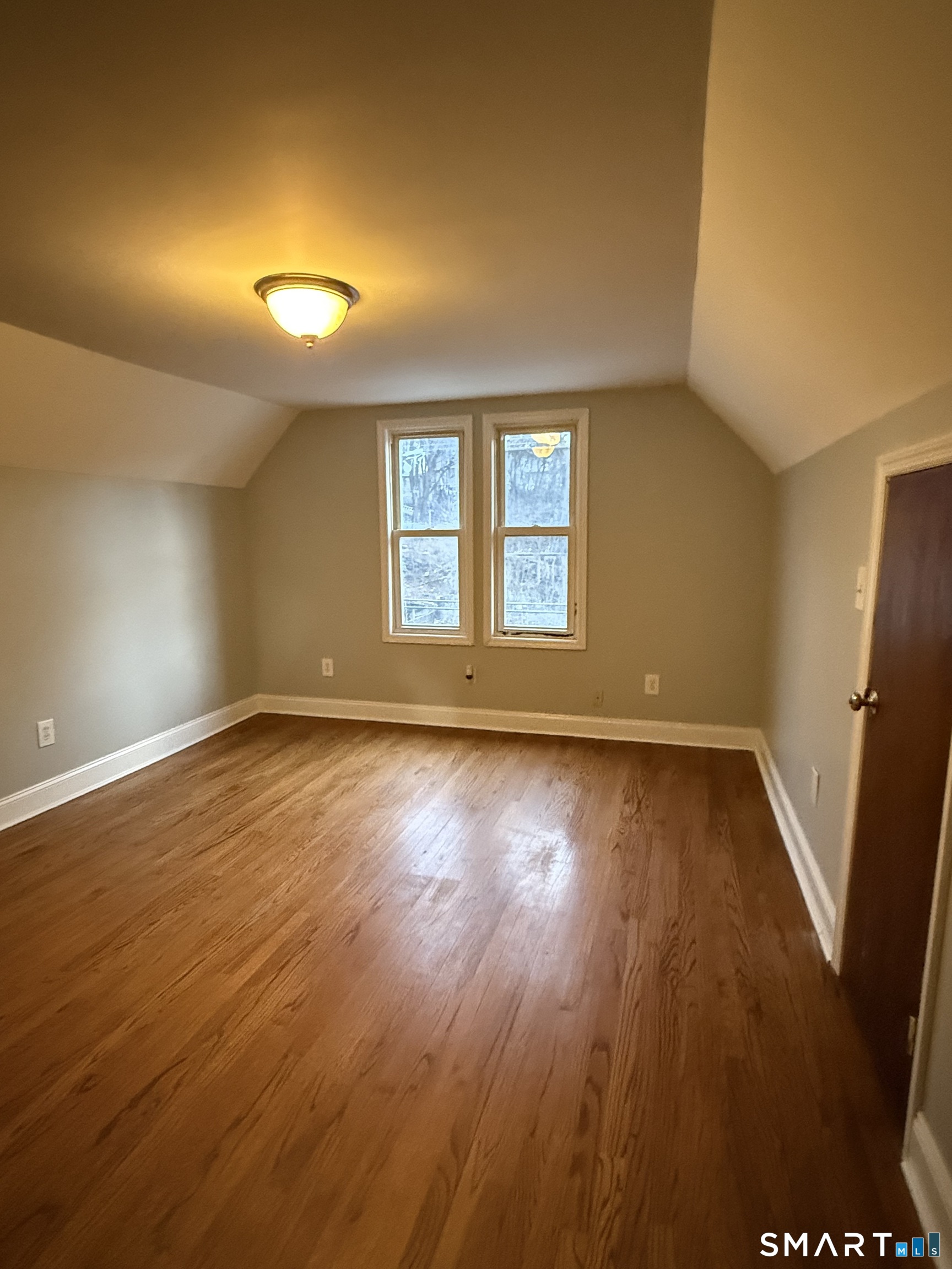 21 North Walnut Street Waterbury CT 06704