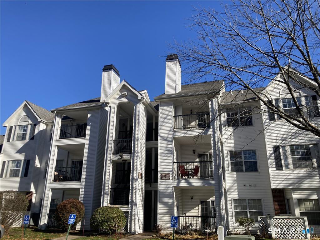 31 High Street East Hartford CT 06118