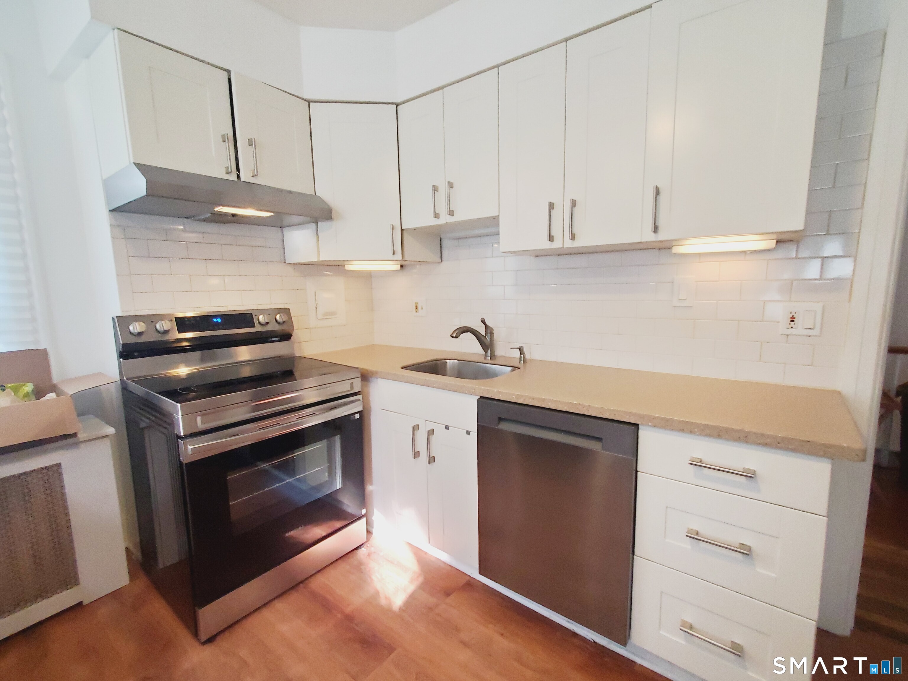 43 Mohegan Avenue Stamford CT 06902