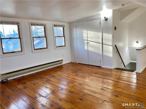 43 Mohegan Avenue Stamford CT 06902