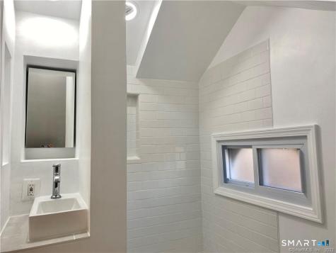 43 Mohegan Avenue Stamford CT 06902