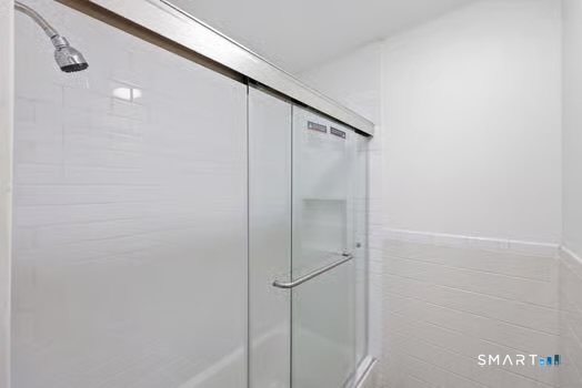 7 Sharon Lane Wethersfield CT 06109