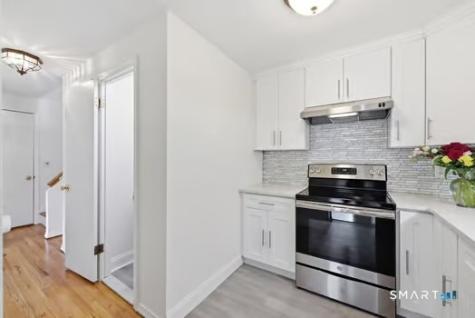 7 Sharon Lane Wethersfield CT 06109