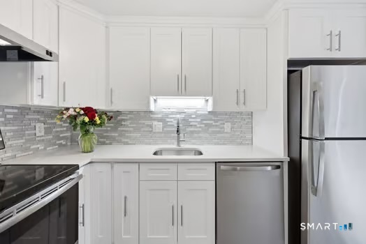 7 Sharon Lane Wethersfield CT 06109