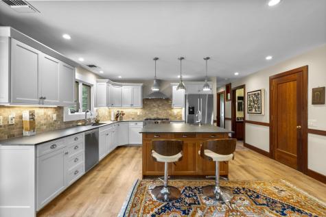 28 Old Lane Roxbury CT 06783