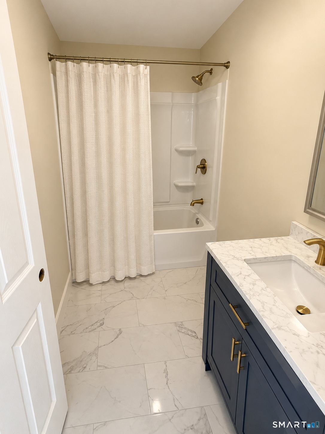140 Thompson Street East Haven CT 06513