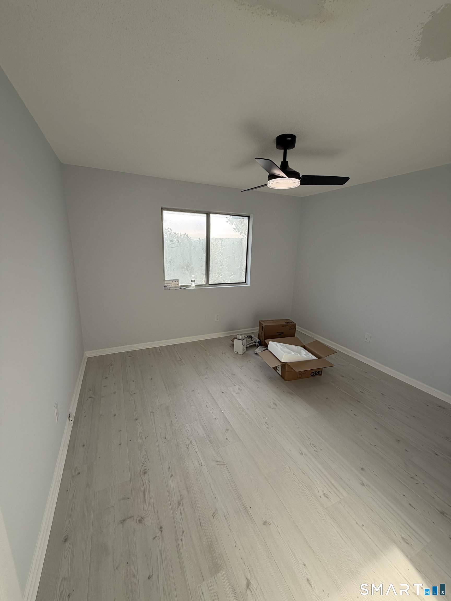 140 Thompson Street East Haven CT 06513