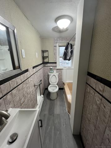 8 Burnham Street Plymouth CT 06786