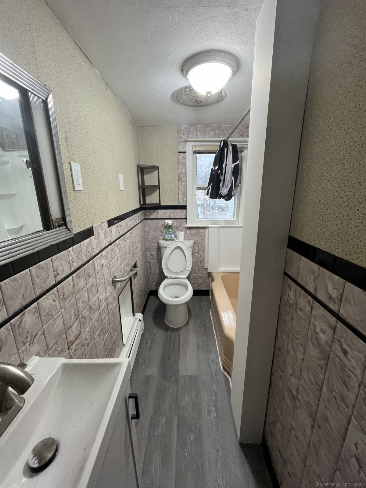 8 Burnham Street Plymouth CT 06786