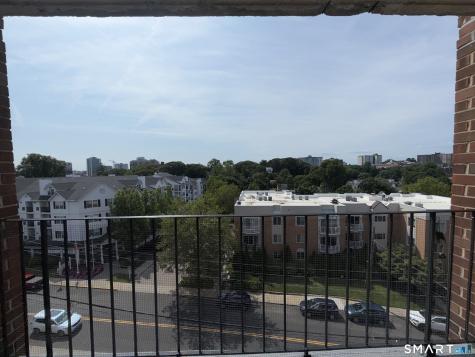 87 Glenbrook Road Stamford CT 06902