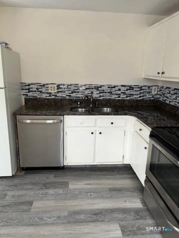 60 Heather Ridge Shelton CT 06484