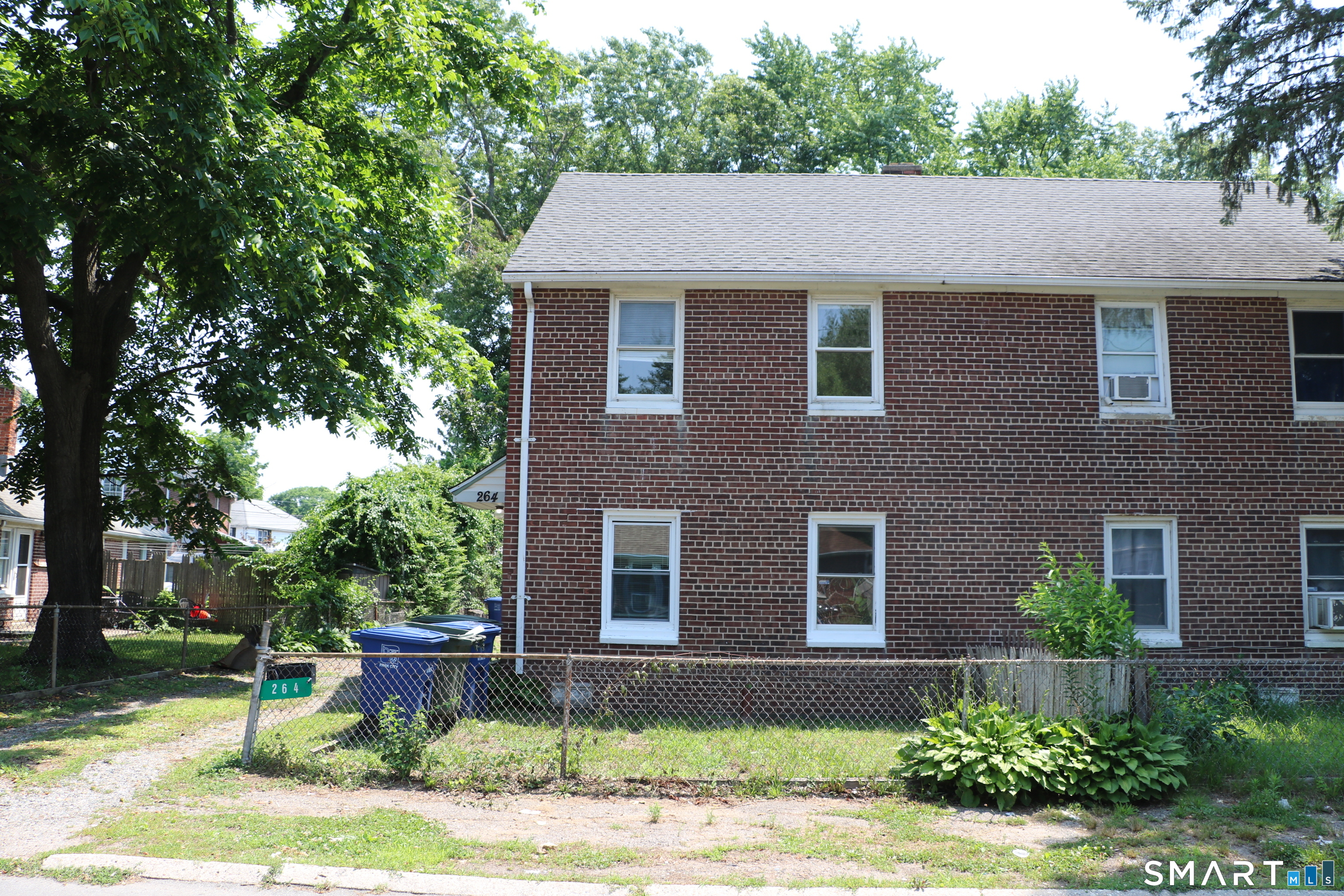 264 Pearl Harbor Street Bridgeport CT 06610