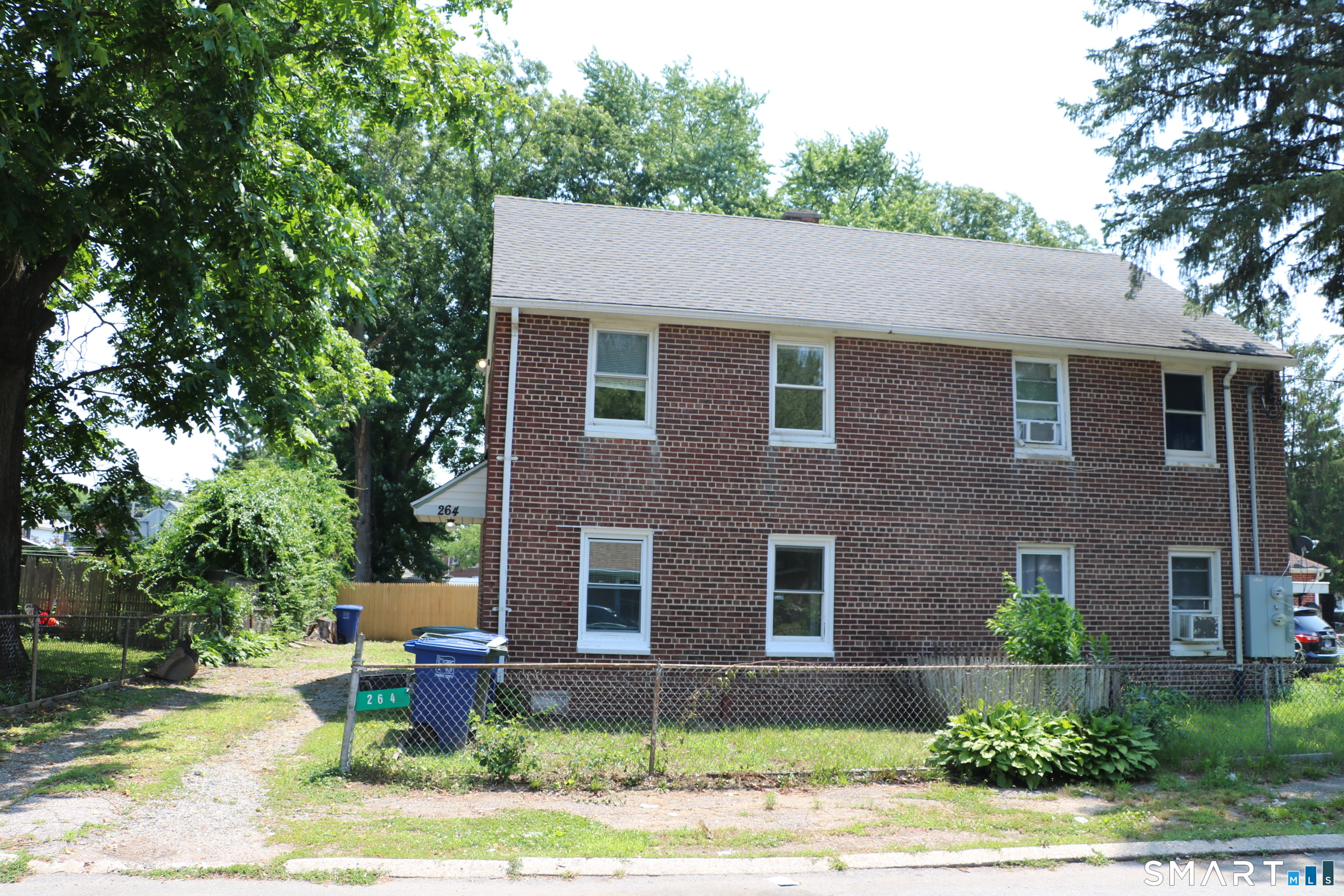 264 Pearl Harbor Street Bridgeport CT 06610