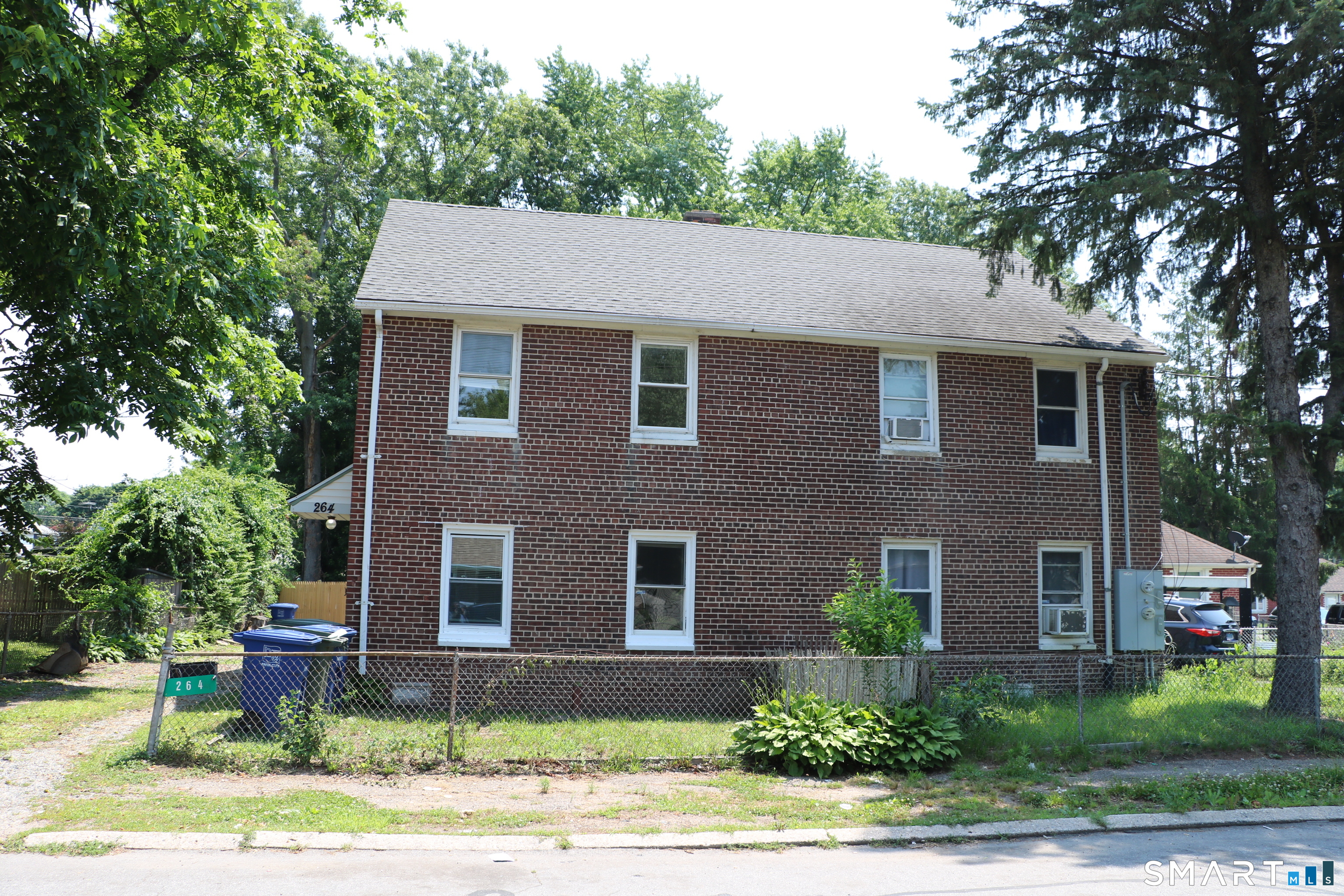 264 Pearl Harbor Street Bridgeport CT 06610