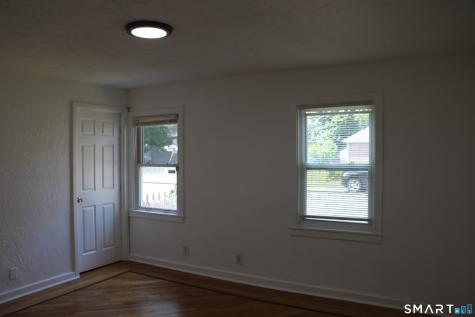 264 Pearl Harbor Street Bridgeport CT 06610