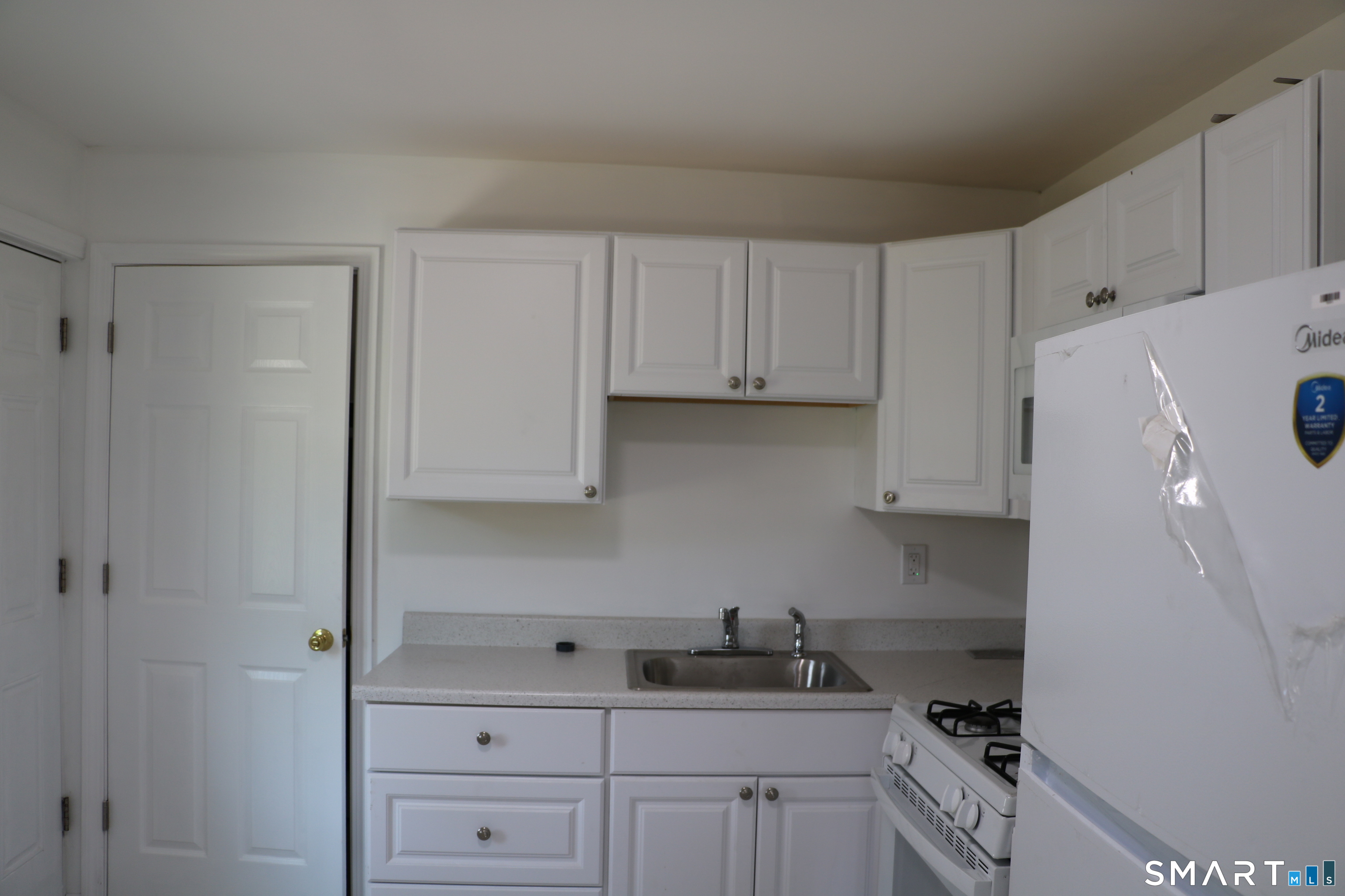 264 Pearl Harbor Street Bridgeport CT 06610