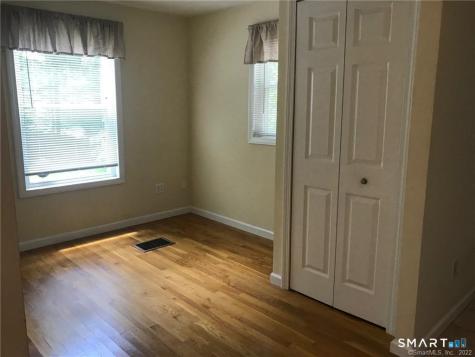 864 Litchfield Turnpike Bethany CT 06524
