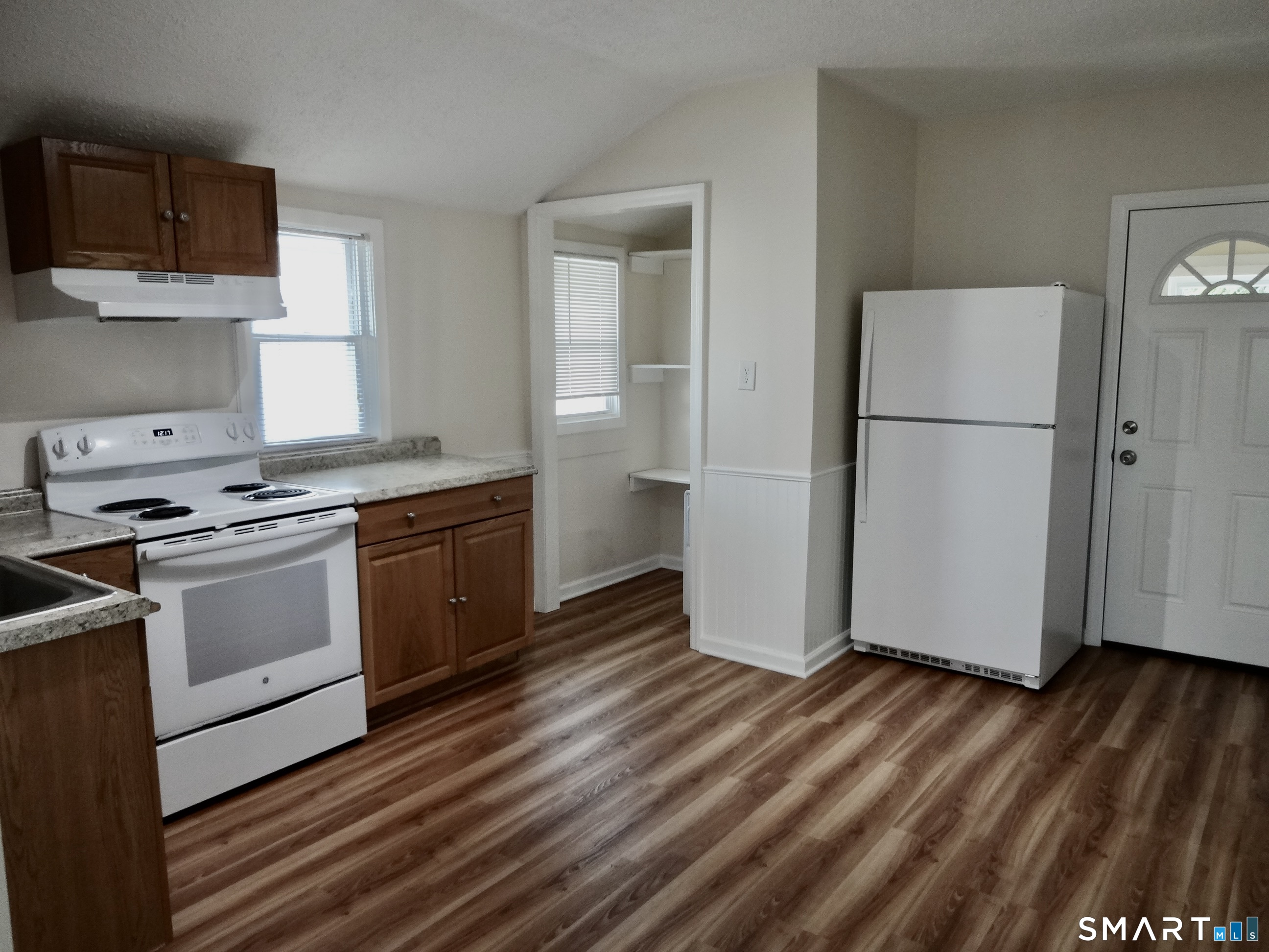 518 Midland Avenue Bridgeport CT 06605