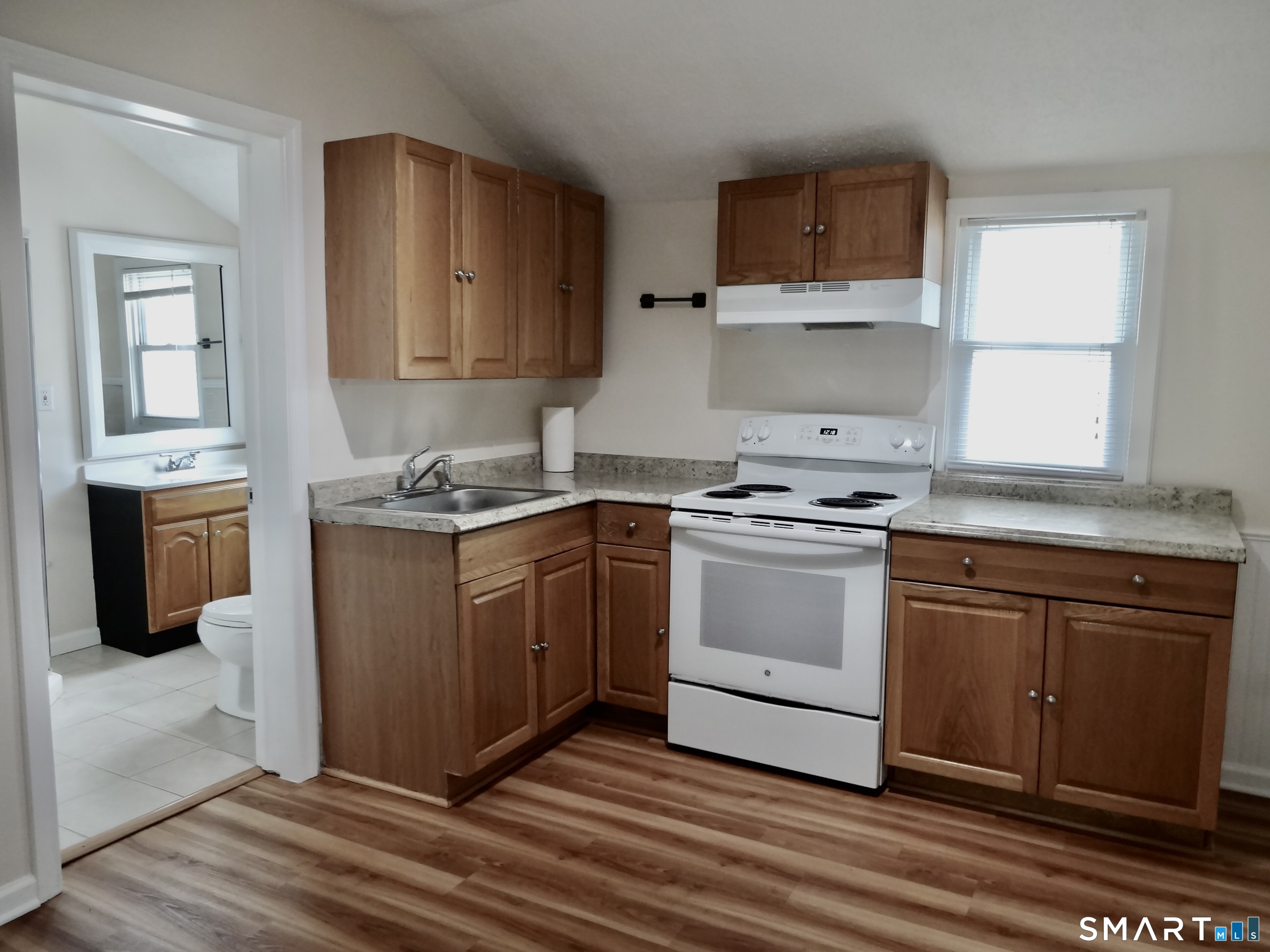 518 Midland Avenue Bridgeport CT 06605