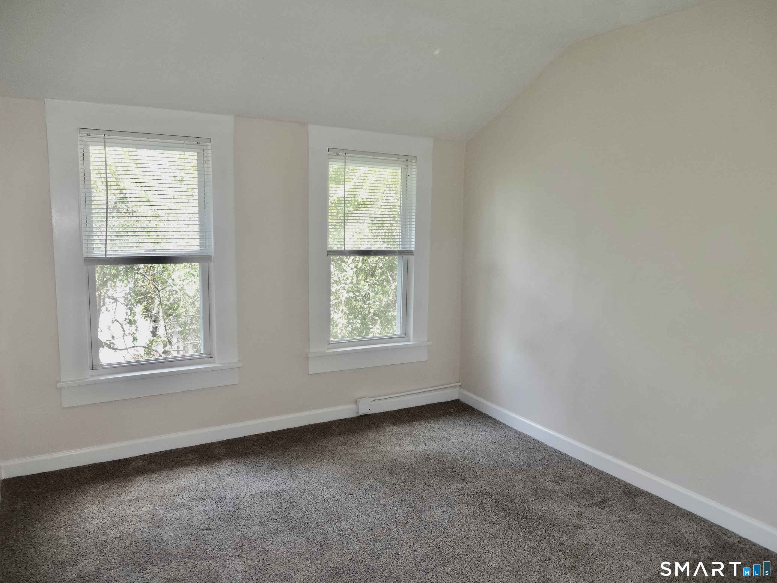 518 Midland Avenue Bridgeport CT 06605