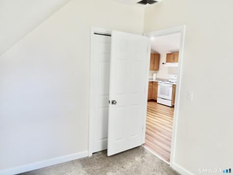 518 Midland Avenue Bridgeport CT 06605