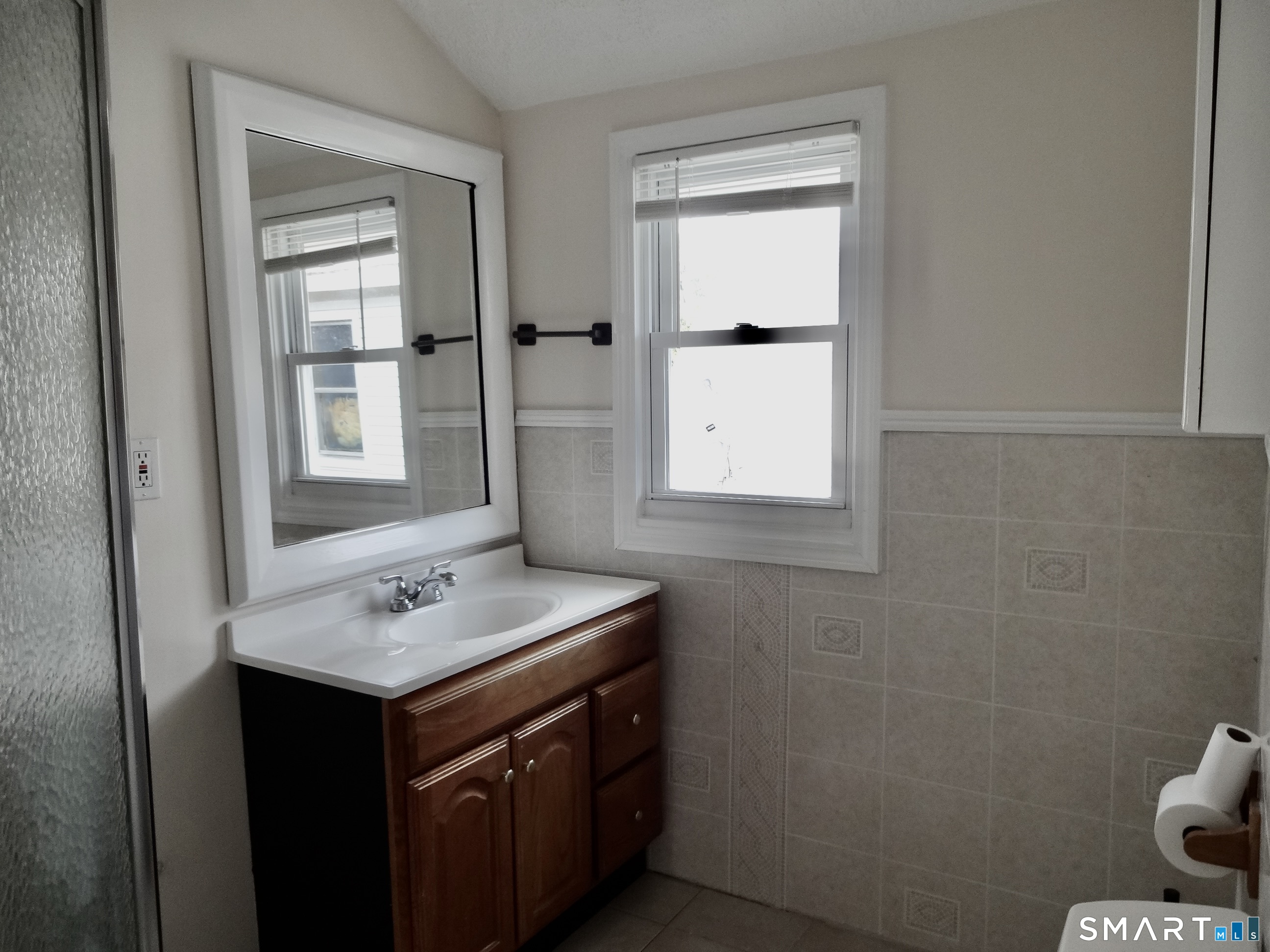 518 Midland Avenue Bridgeport CT 06605