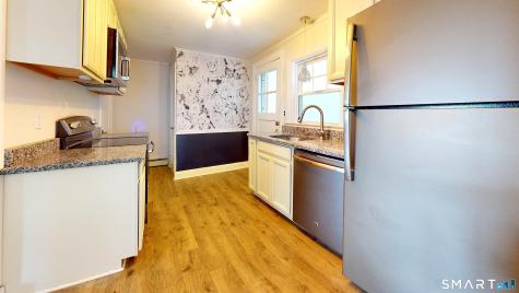 1 Middle Street Waterford CT 06385