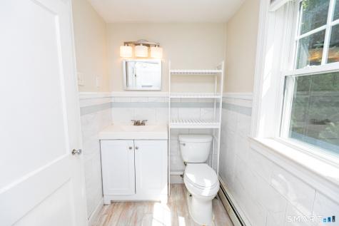 1 Middle Street Waterford CT 06385