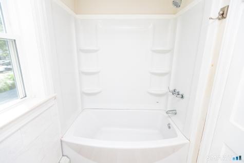 1 Middle Street Waterford CT 06385