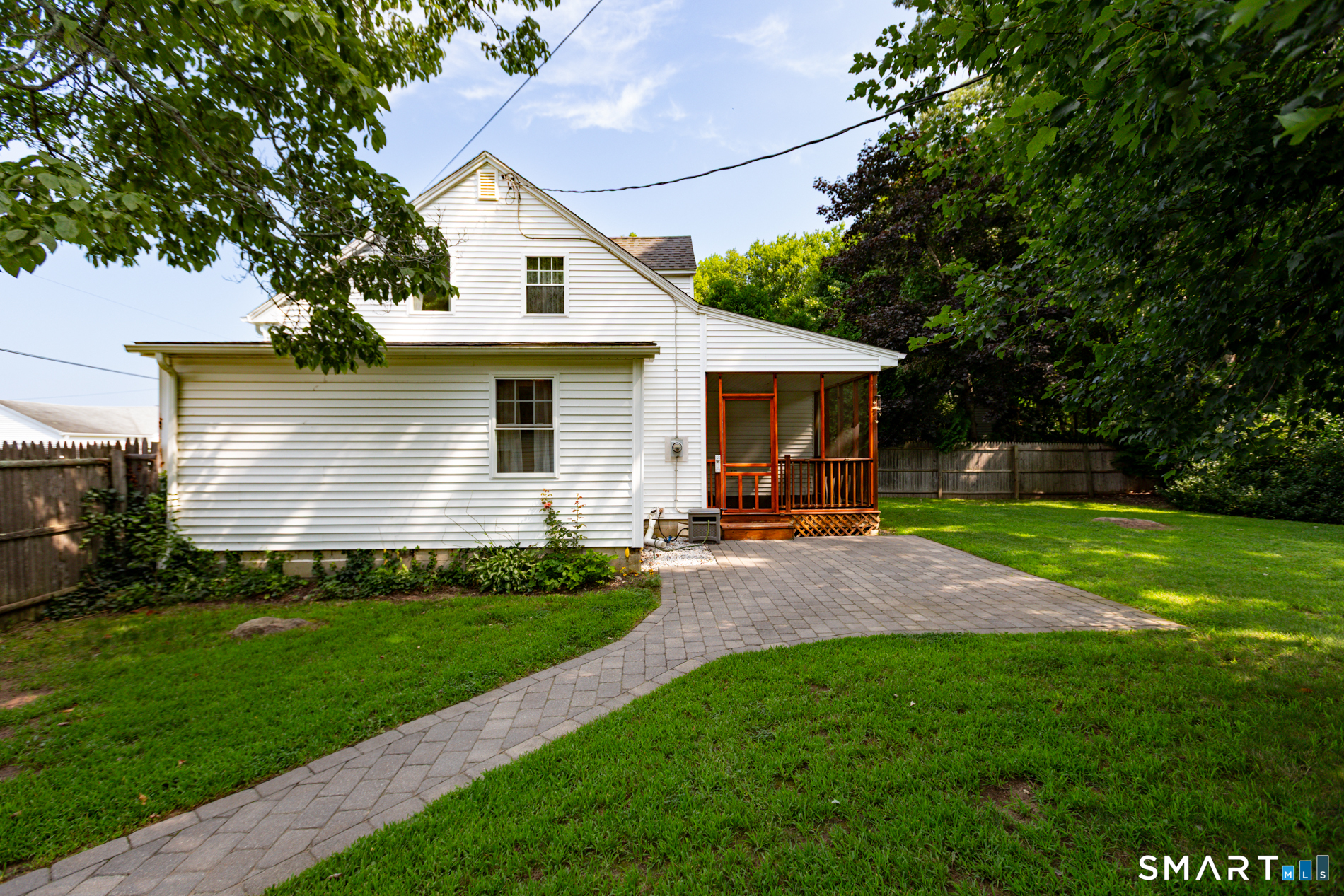 1 Middle Street Waterford CT 06385