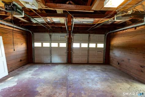 1 Middle Street Waterford CT 06385