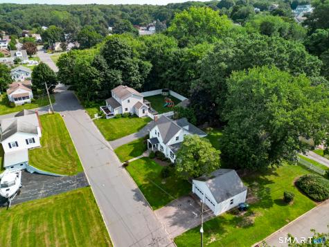 1 Middle Street Waterford CT 06385
