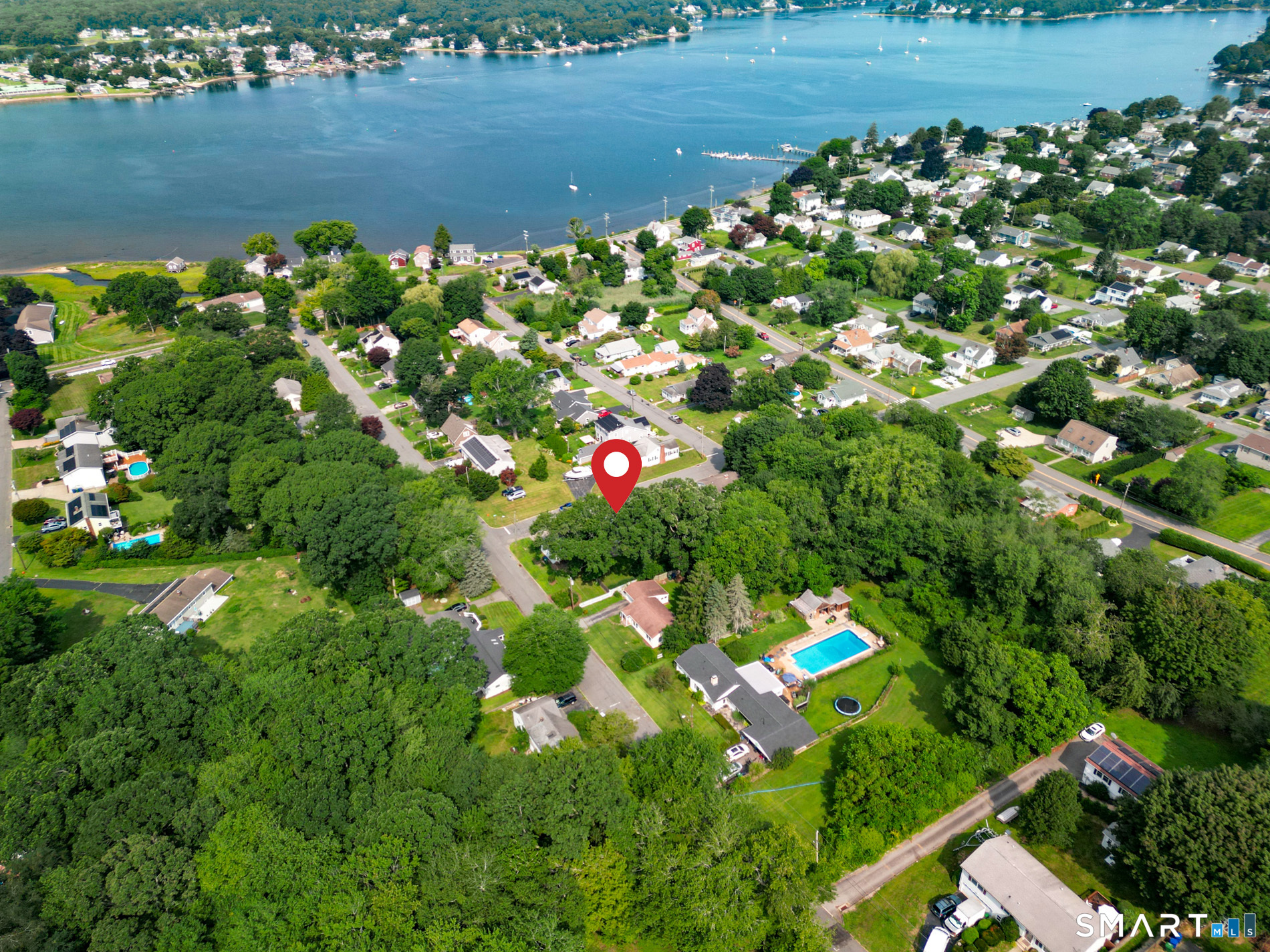 1 Middle Street Waterford CT 06385