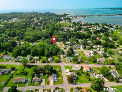 1 Middle Street Waterford CT 06385