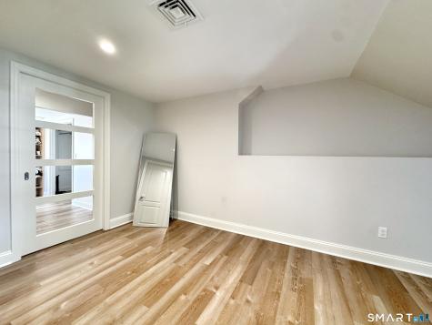 93 Givens Avenue Stamford CT 06902