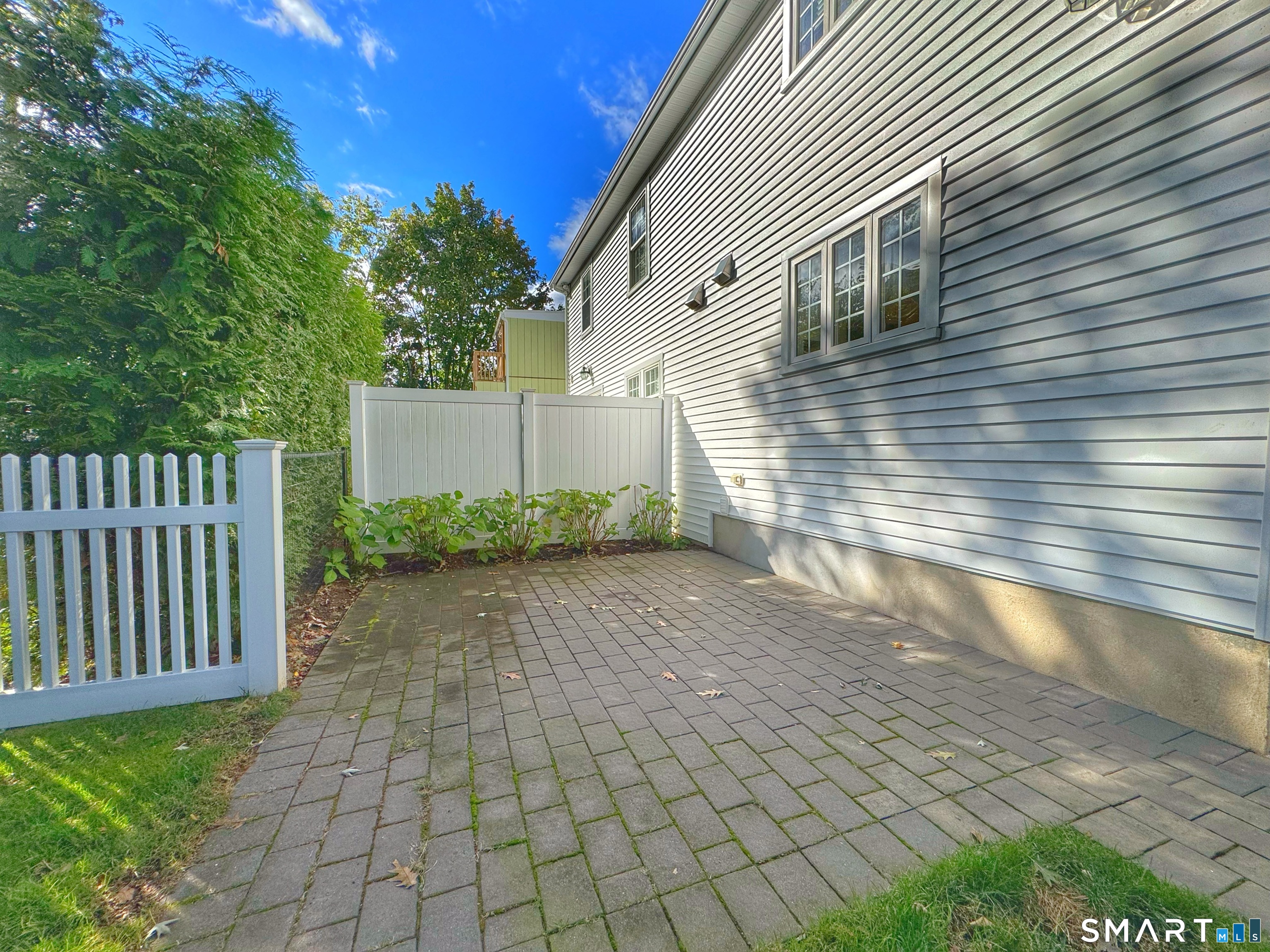 93 Givens Avenue Stamford CT 06902