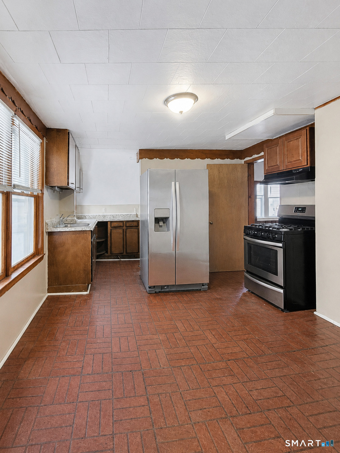 23 Upson Street Bristol CT 06010