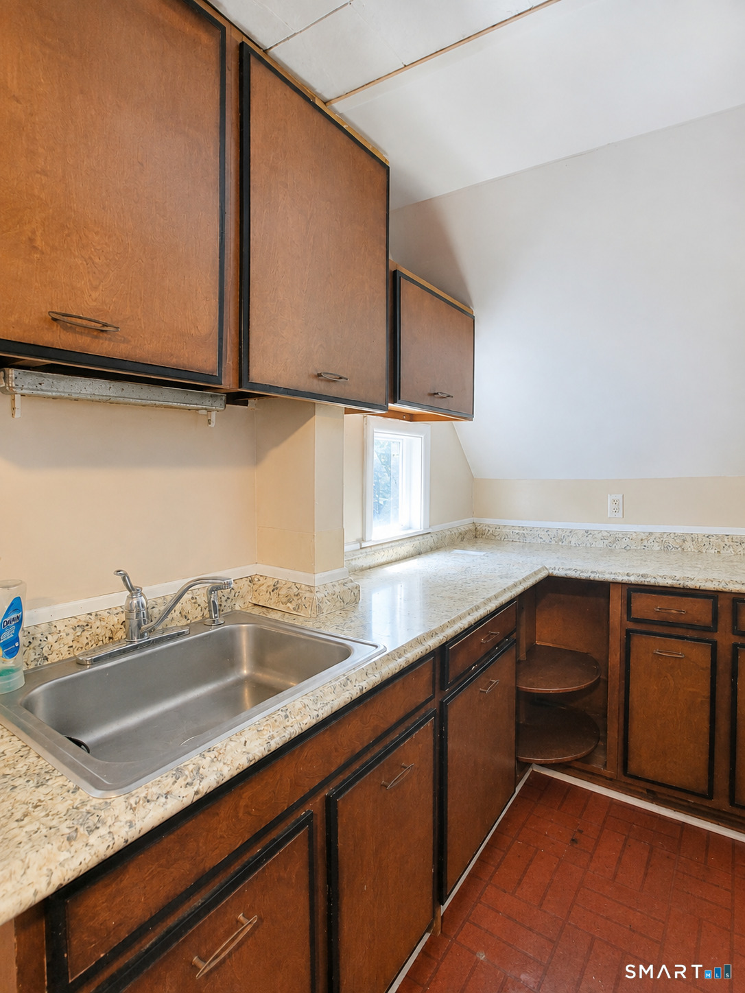 23 Upson Street Bristol CT 06010
