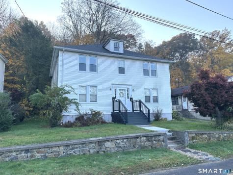 7 Richard Street Ansonia CT 06401