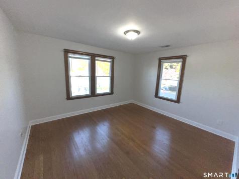 7 Richard Street Ansonia CT 06401